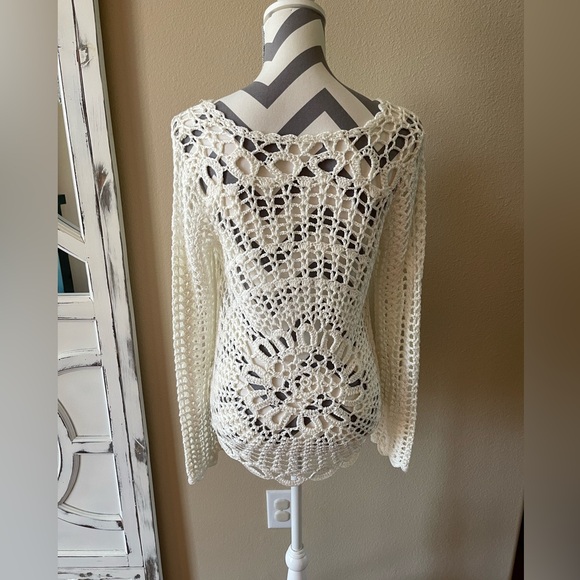 Crochet Top - Shirt - Swimsuit Cover - Picture 2 of 6